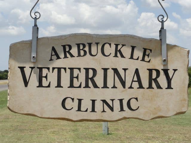 Arbuckle Veterinary Clinic in Sulphur, OK